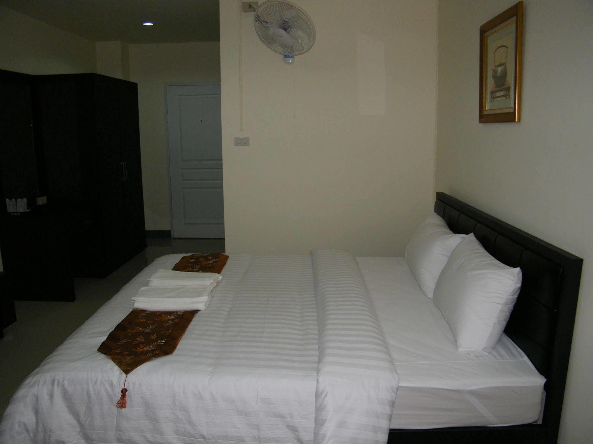Fundee 1 Mansion Hotel Ubon Ratchathani Exterior photo